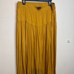 Rachel Zoe Mustard 2 piece skirt and top